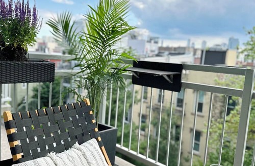 Greenpoint Apartment | Studio Copal with Private balcony in wonderful Williamsburg
