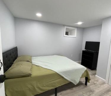 Passaic House | SUITE DREAMs SHERMAN 25