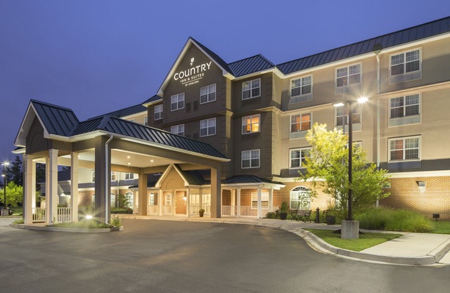 Country Inn & Suites by Radisson, Baltimore North, MD