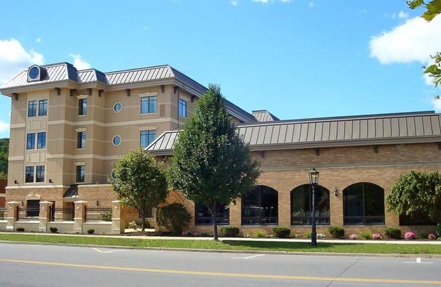 Penn Wells Lodge